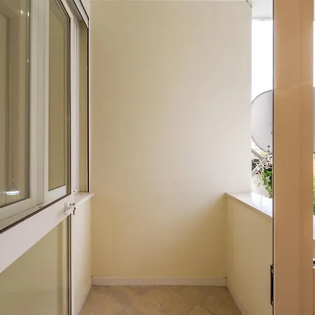 Lucas Apartamento Tirana